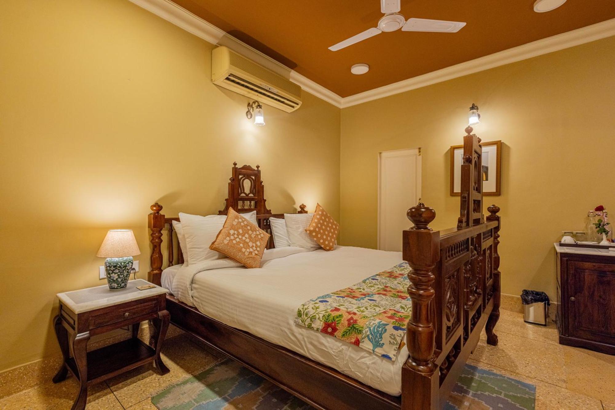 Hotel Sheel Mahal- Near Hawa Mahal Džajpur Exteriér fotografie